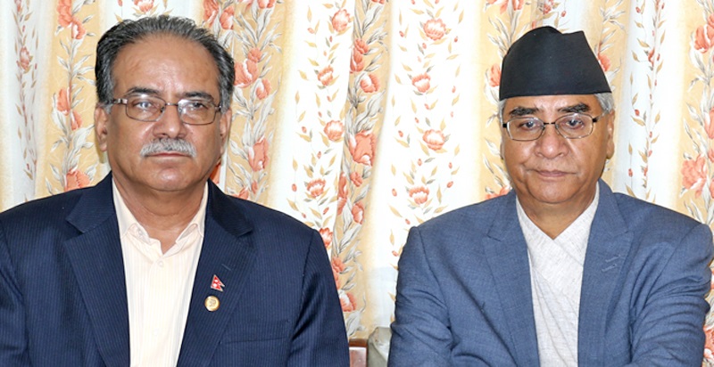 प्रधानमन्त्री प्रचण्डलाई देउवाको बधाई